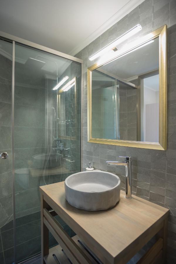 Apollonian Luxury