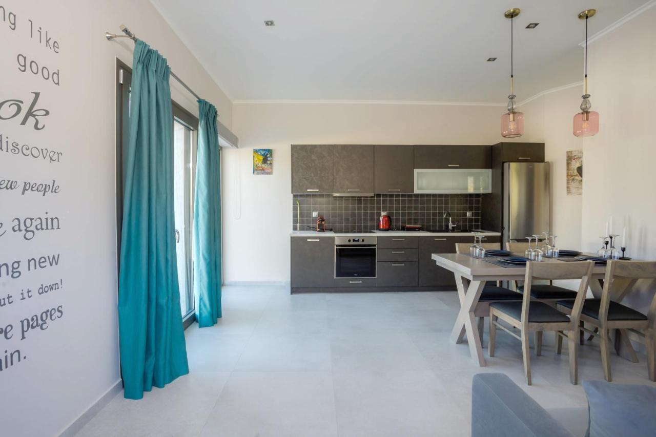 Apollonian Luxury * Vasilikí